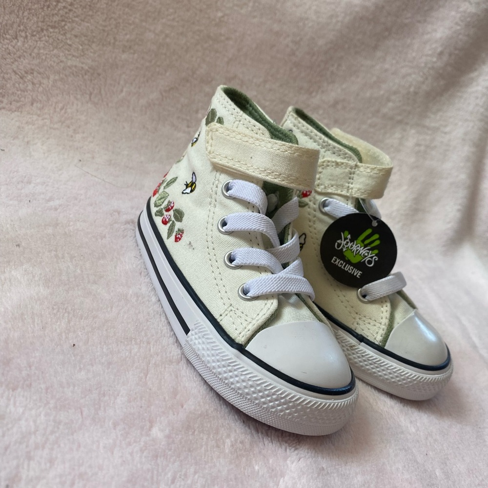 Converse high top toddler SOLD